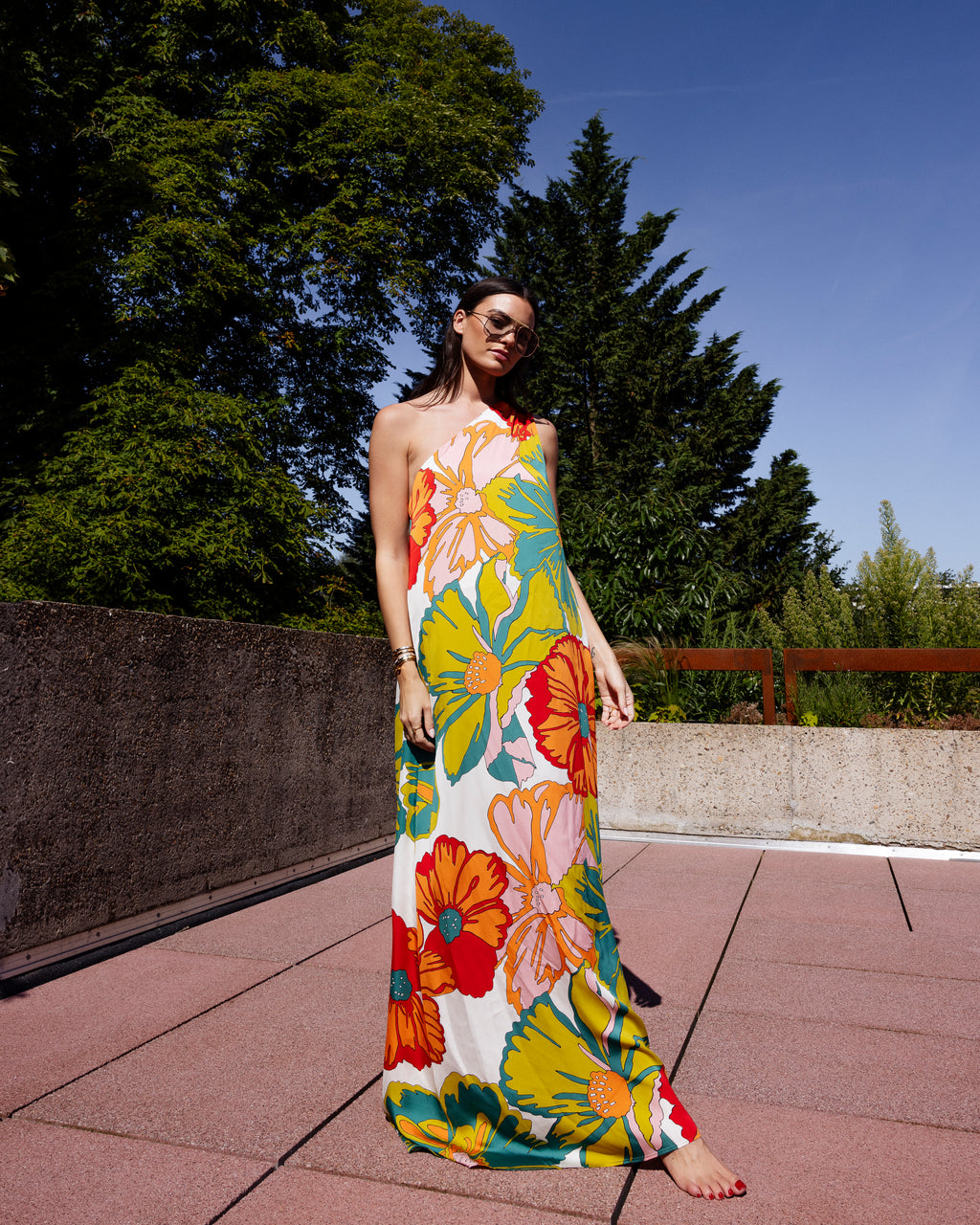 ATHENA ONE ARM DRESS WHITE FLOWER