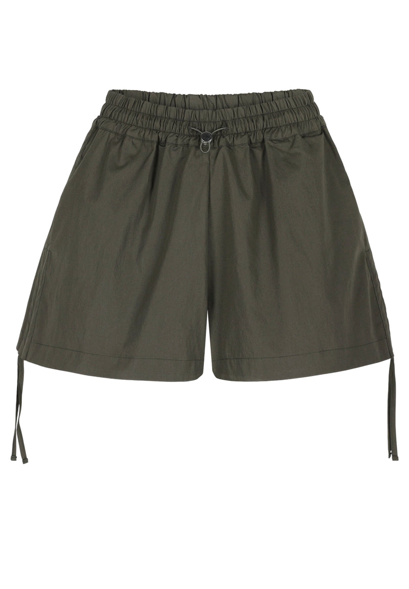 THE PARACHUTE SHORTS